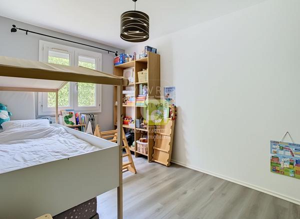 Charmant pavillon de plain-pied de 75 m²