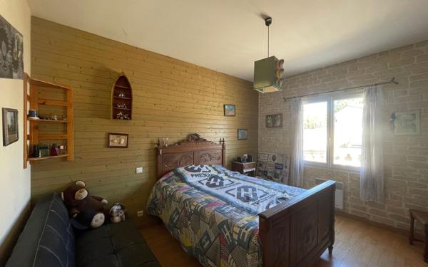 Maison à vendre    5 pièces •  Saint-Pierre-le-Vieux