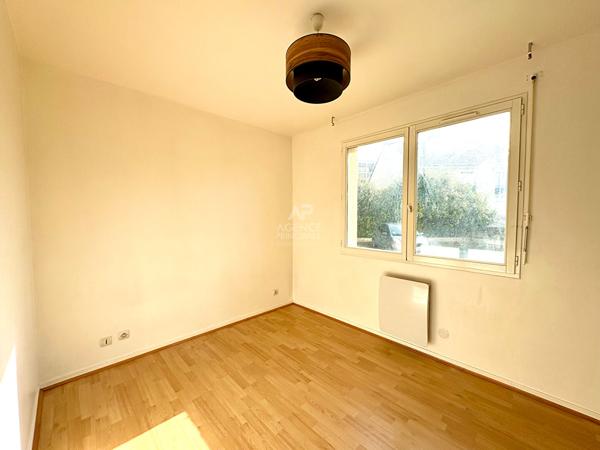 Charmant appartement 2 pièces à Conflans-Sainte-Honorine - Idéal investisseur ! 184 000 € **  - Référence  8316