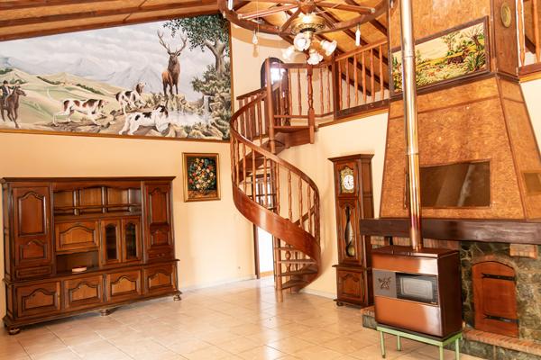 Maison 9 pièces 334.66 m2