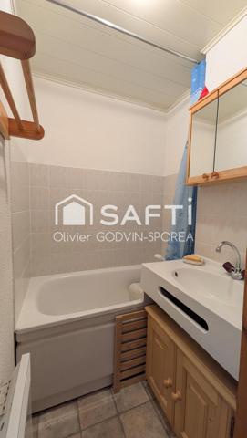 Appartement 2 pièces avec balcon exposé sud au pied des Pistes + parking privatif