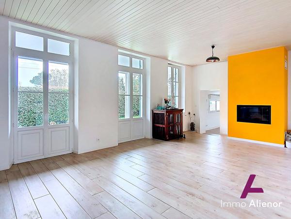 Maison 8 pièces 212 M²