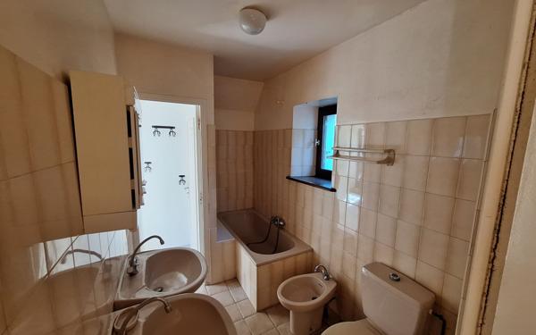 Maison à vendre    5 pièces •  Trébeurden