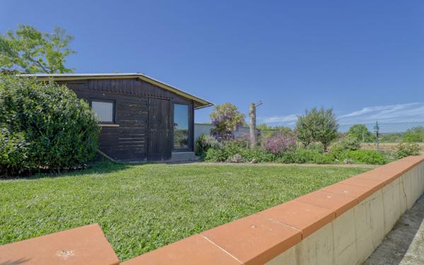 Maison à vendre    6 pièces •  Castelmayran