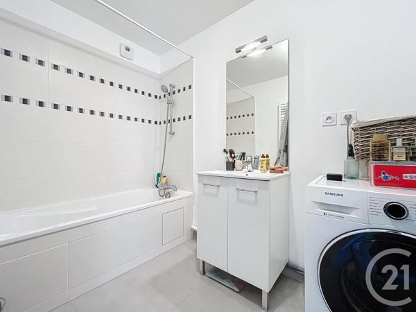 Appartement F3 à vendre  3 pièces - 57,04 m2 MELUN - 77