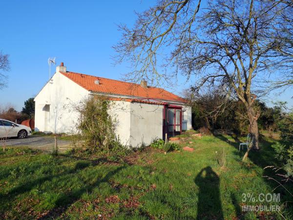 Maison Plain-pied 102 m² de 4 chambres à Rénover sur Terrain de 2 250 m² Saint-Philbert-de-Grand-Lieu (44310)