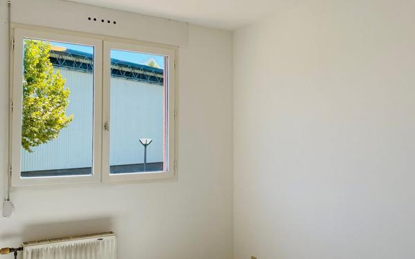 Appartement à louer    3 pièces • 81,15 m2 Voiron