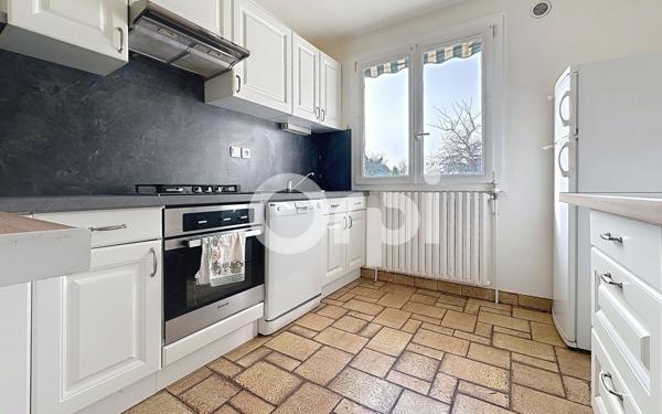 Maison à vendre    3 pièces • 87 m2 Ressons-sur-Matz