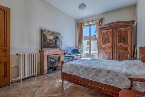 Vente Hôtel particulier Caluire-et-Cuire 9 Pièces 200 m²