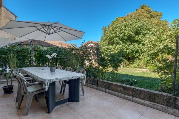 Vente Hôtel particulier Caluire-et-Cuire 9 Pièces 200 m²