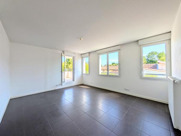 T2 LUMINEUX DANS PETITE COPROPRIÉTÉ PESSAC – 33600 – APPARTEMENT T2 – 53M²