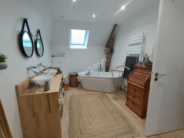 Belle maison de 9 pièces à Ploërmel (56800)