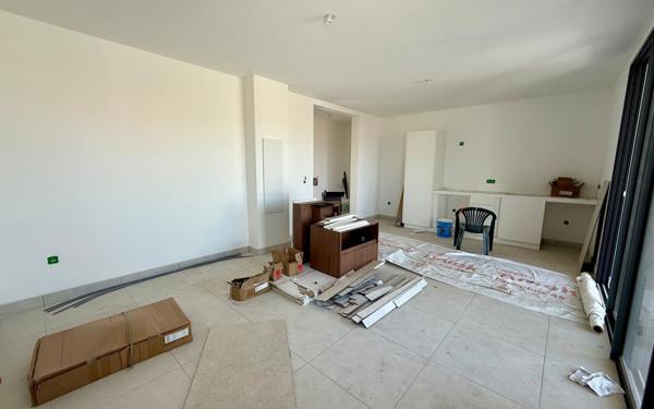 Appartement à vendre    2 pièces •  Saint-Pierre