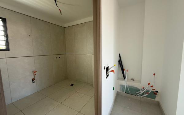 Appartement à vendre    2 pièces •  Saint-Pierre