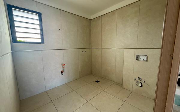 Appartement à vendre    2 pièces •  Saint-Pierre