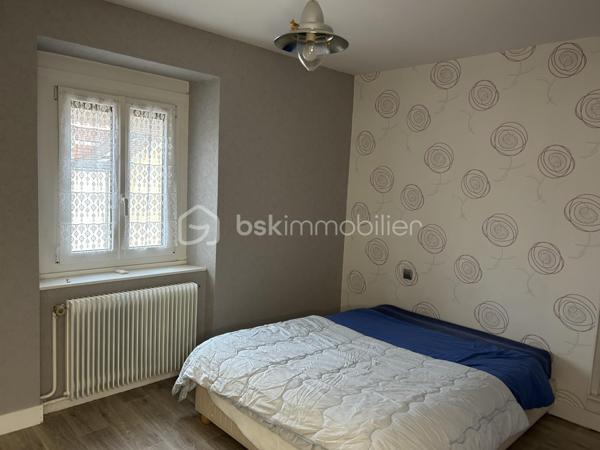 Maison en pierre de 100,84 m²