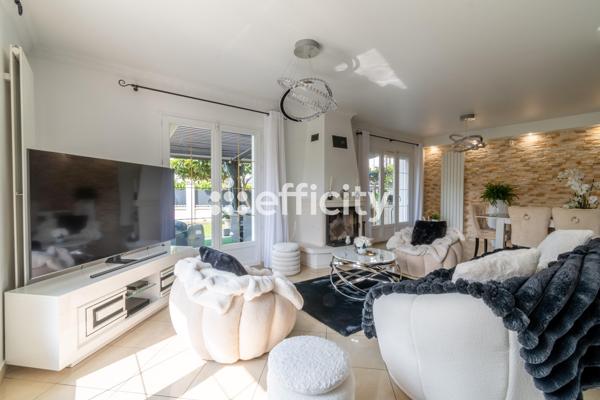 Maison 7 pièces - 140 m²