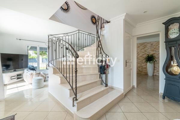 Maison 7 pièces - 140 m²