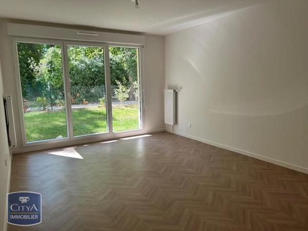 Appartement à louer 2 pièces 43.48m² Le Mée-sur-Seine (77350)