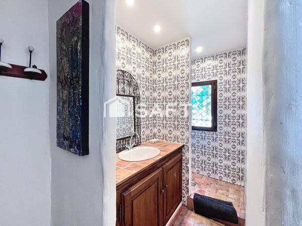 En exclusivité maison de village en bord de sorgue