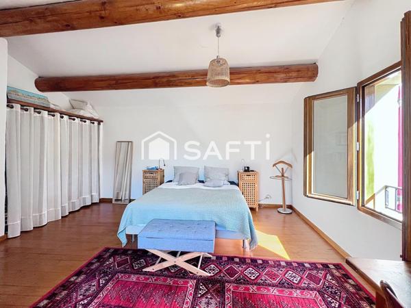 En exclusivité maison de village en bord de sorgue