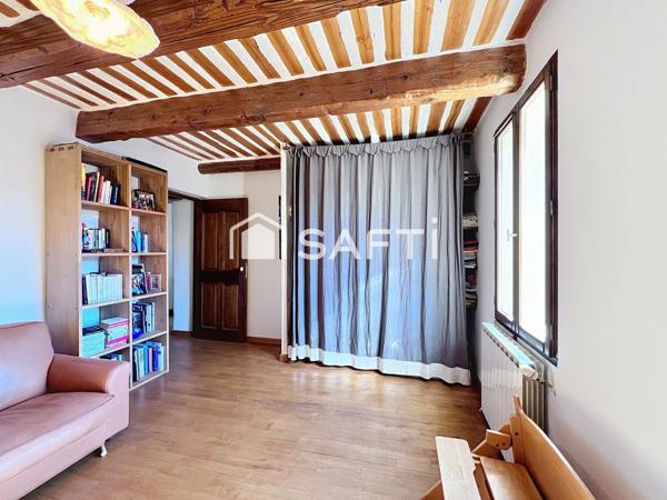 En exclusivité maison de village en bord de sorgue