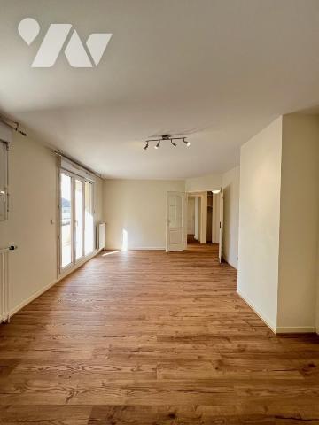 GRENOBLE ILE VERTE : Rue Charreton