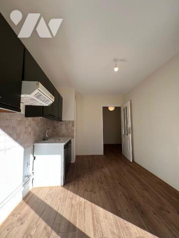 GRENOBLE ILE VERTE : Rue Charreton