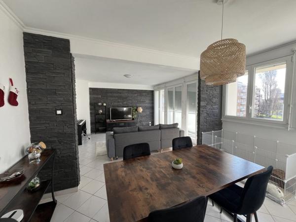 Appartement à vendre |  Saint-Priest |  4 pièces | 71 m²