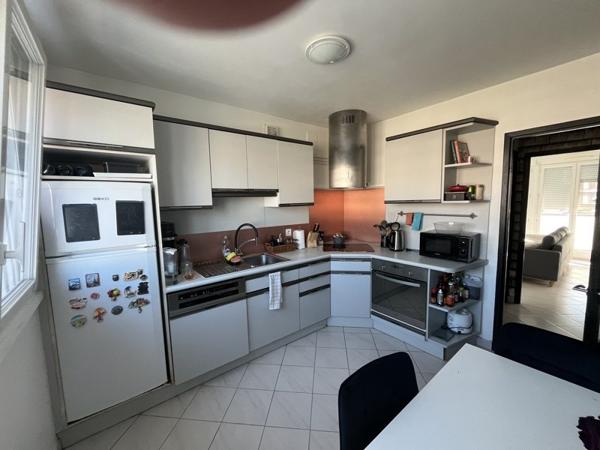 Appartement à vendre |  Saint-Priest |  4 pièces | 71 m²