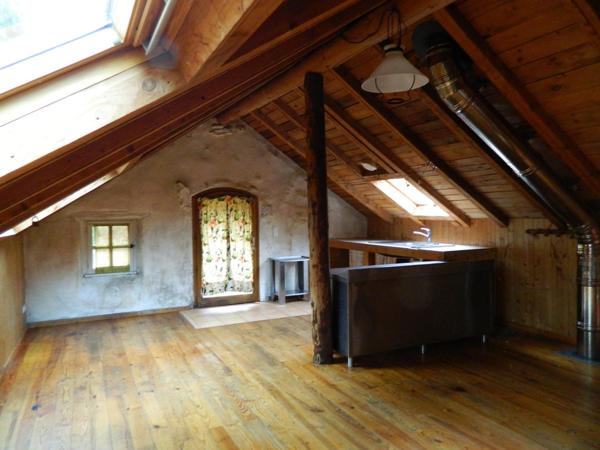 Maison 80M² avec dépendance sur grand terrain plat d'1Hectare