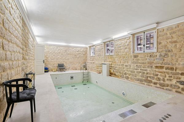 Vente Hôtel particulier Paris 7 16 Pièces 718 m²