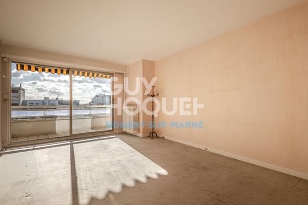 2 Balcon / Ascenseur / Parking