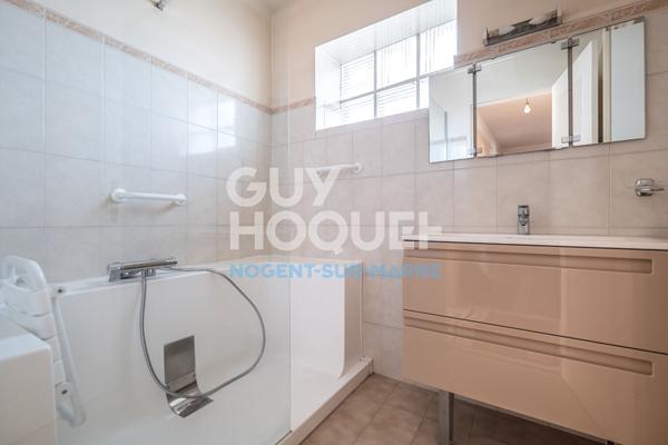 2 Balcon / Ascenseur / Parking