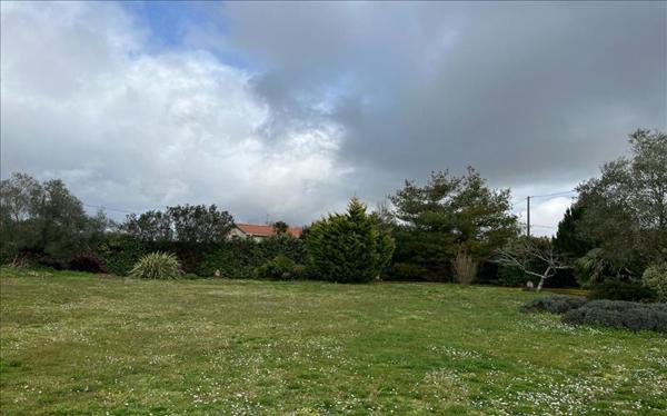 Terrain à vendre |  Soustons |  945 m²