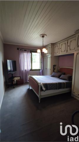 Maison traditionnelle 5 pièces de 125 m² à AY (51160)