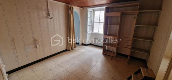 Maison de village de 210 m²