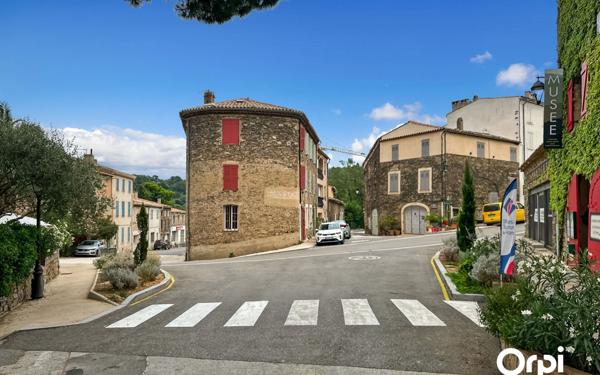 Maison à vendre    4 pièces •  La Garde-Freinet