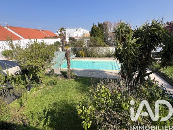 Maison à vendre 13 pièces 341,49 m² Aytré