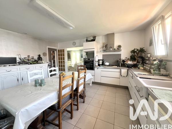 Maison à vendre 13 pièces 341,49 m² Aytré