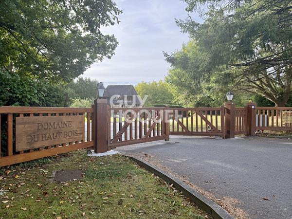 TERRAIN - DOMAINE DU HAUT BOIS