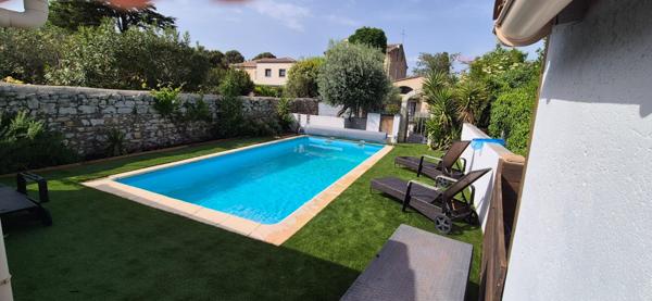 Maison familiale 6 pièces avec jardin, piscine et dépendance Cournonterral