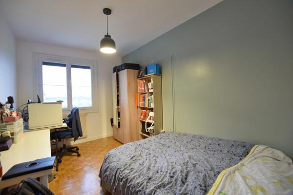 Appartement trois chambres proche des facultés d'Angers !