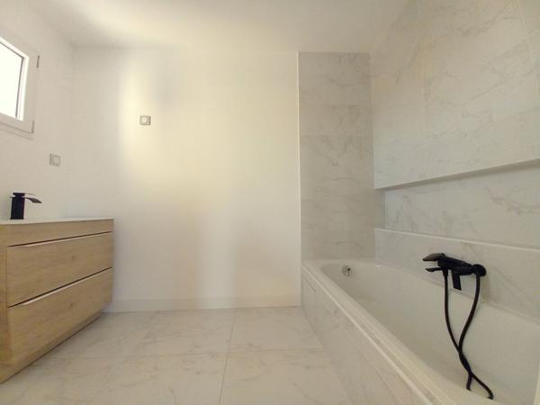 Maison Contemporaine Le Loroux Bottereau 6 pièce(s) 150m²