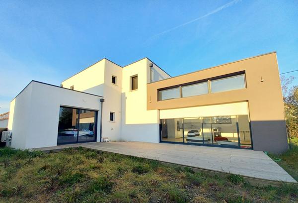 Maison Contemporaine Le Loroux Bottereau 6 pièce(s) 150m²
