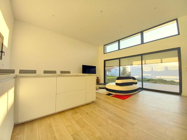 Maison Contemporaine Le Loroux Bottereau 6 pièce(s) 150m²