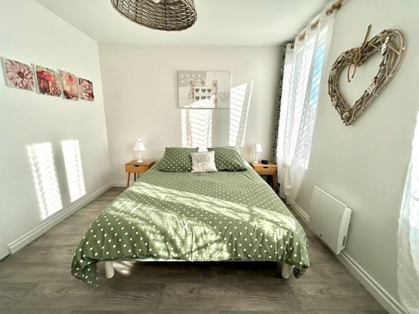 Appartement - T2 bis - 50m2 - Marché central La Rochelle 299 000 € **  - Référence  MR756E