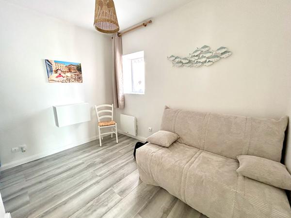 Appartement - T2 bis - 50m2 - Marché central La Rochelle 299 000 € **  - Référence  MR756E