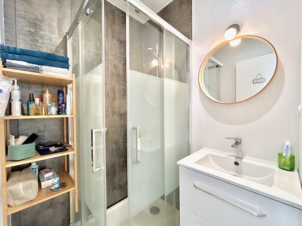 Appartement - T2 bis - 50m2 - Marché central La Rochelle 299 000 € **  - Référence  MR756E