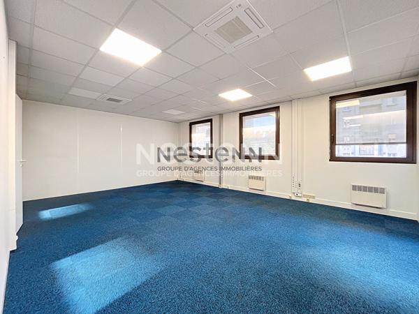 Bureaux Limoges centre ville, proximité gare des Bénédictins, Limoges 242 m2, 2 places de parking, ascenseur.